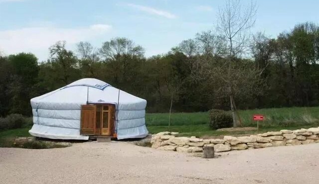Yurt (28 m²) for 4 people