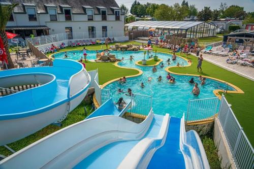 ZEcamping 4 étoiles - parc aquatique - 300m de la plage