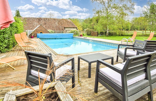 Accommodation 