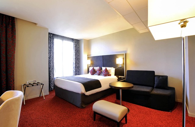 Mercure Paris Tour Eiffel Pont Mirabeau