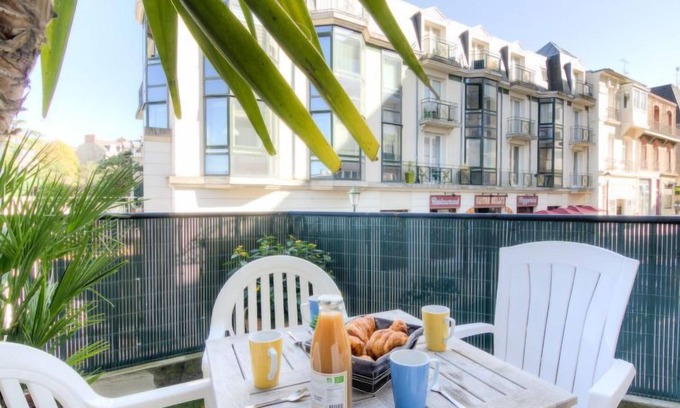 Dinard Apartment | Les Mouettes by Interhome