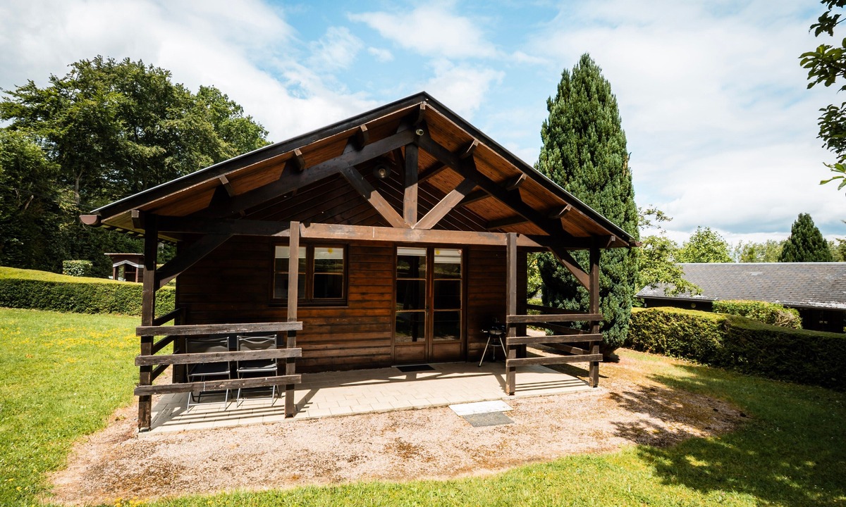 Auquainville House | Domaine de Guillaume, Chalet Bon Père 4p with Shared Pool, Wi-Fi