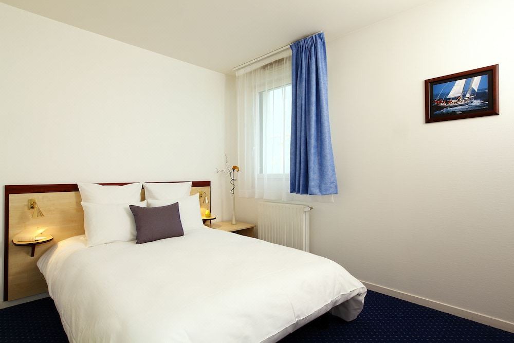 Photo of Bedroom in Nord-Saint-Martin