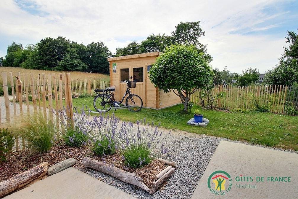 Photo of Others in Le Palais