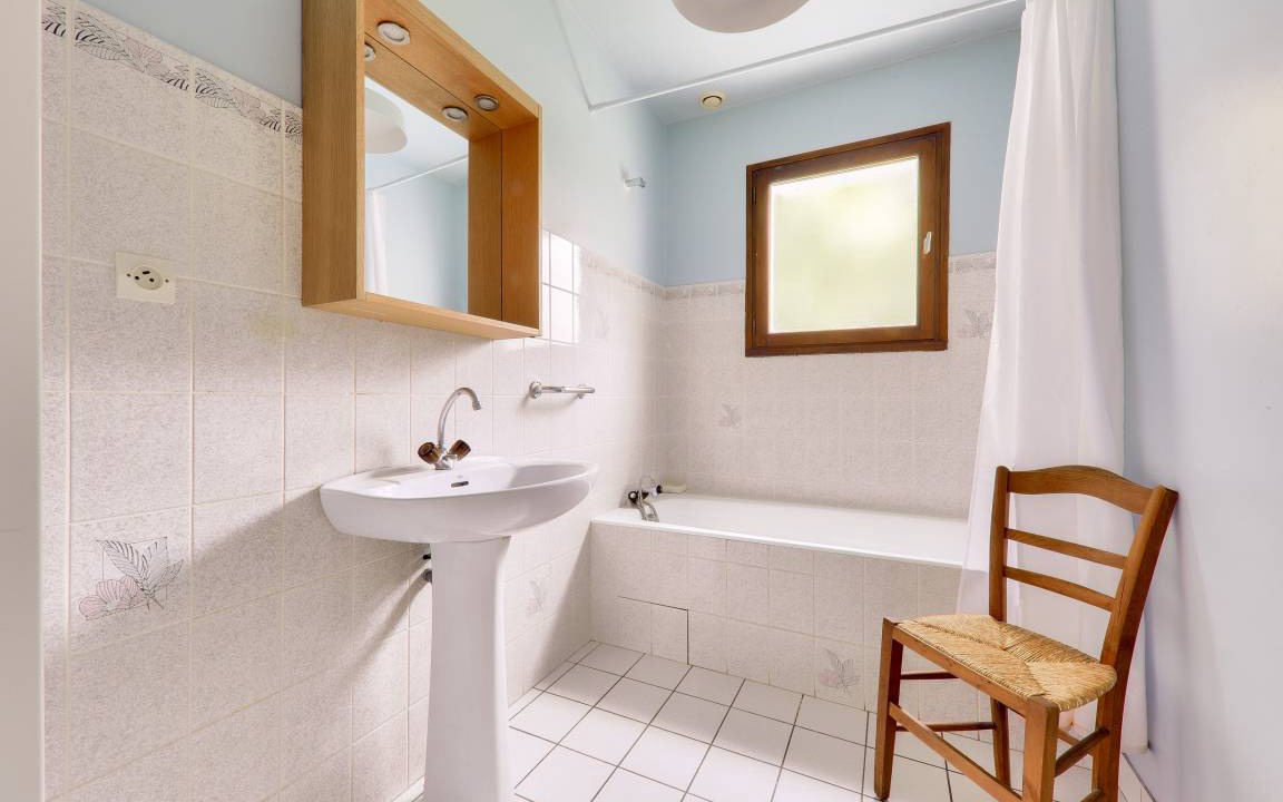 Photo of Bathroom in Arzon
