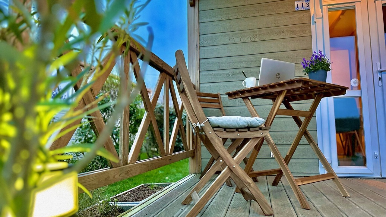 Photo of Patio Balcony in Grandcamp-Maisy