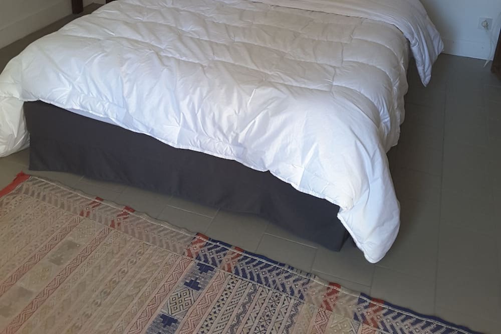 Photo of Bedroom in Conflans-sur-Anille