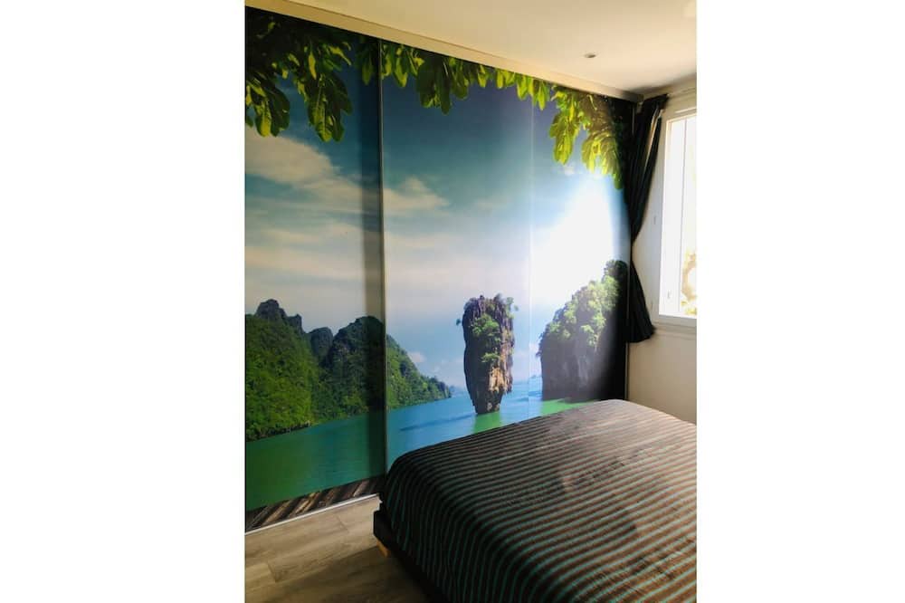 Photo of Bedroom in Chaville