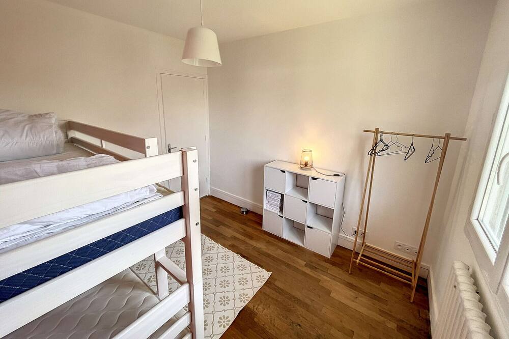 Photo of Bedroom in Donville-les-Bains