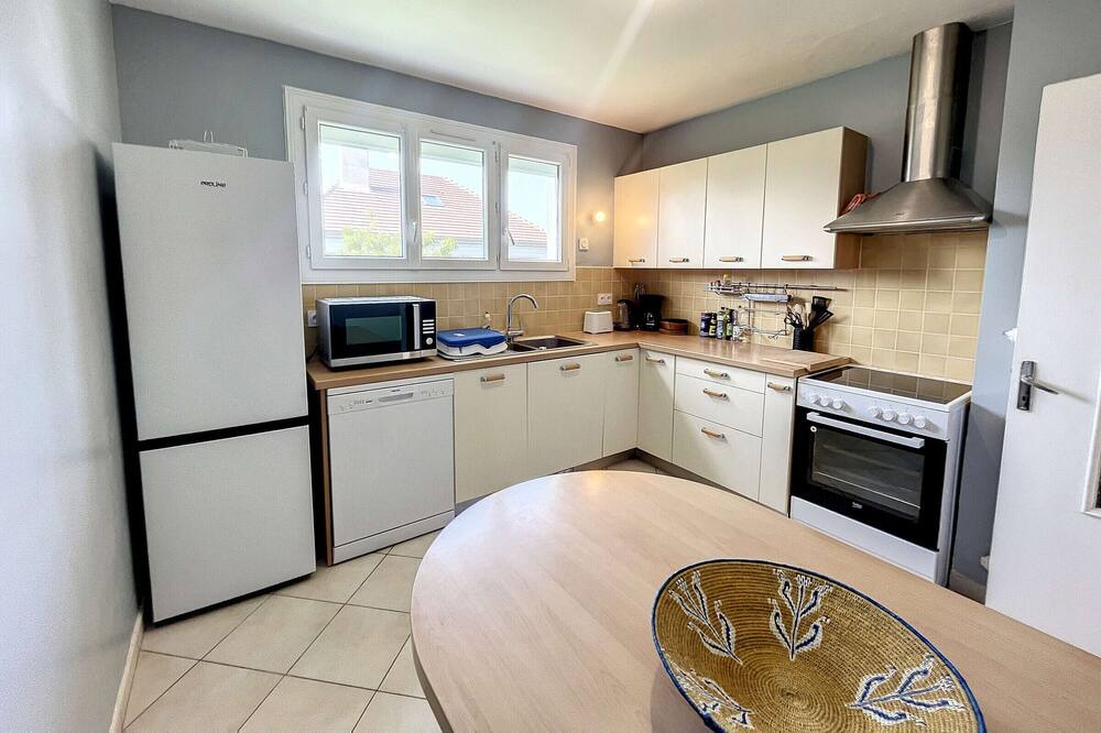 Photo of Kitchen in Donville-les-Bains