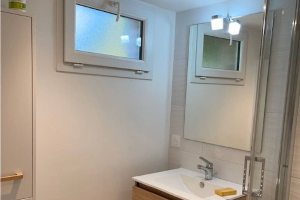 Photo of Bathroom in Livarot