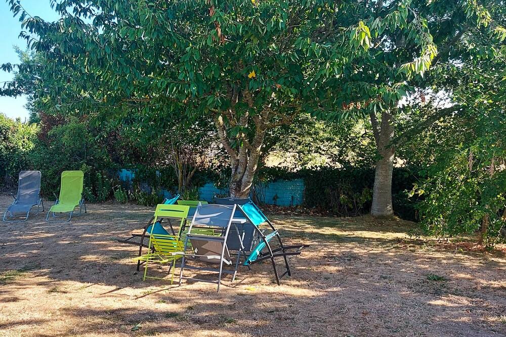 Photo of Outdoor in Saint-Meloir-des-Ondes