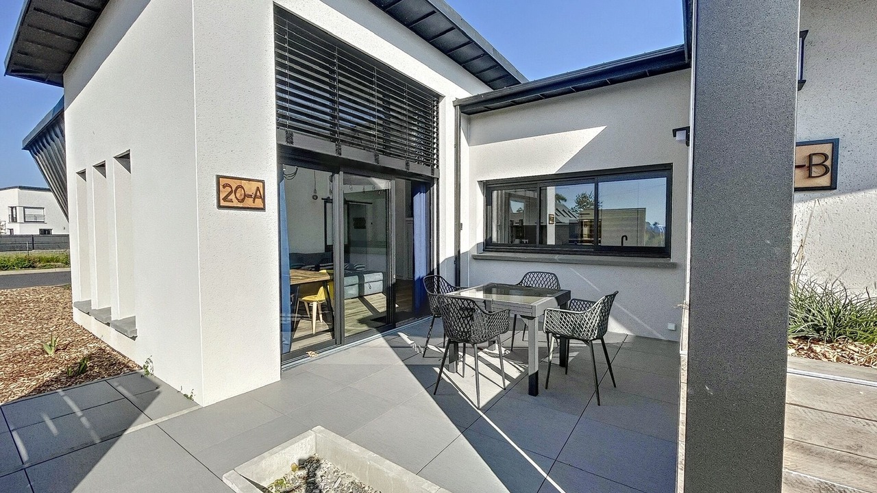 Photo of Patio Balcony in Donville-les-Bains