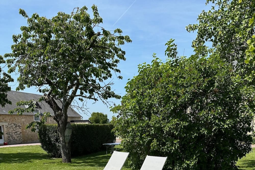 Photo of Outdoor in Baron-sur-Odon