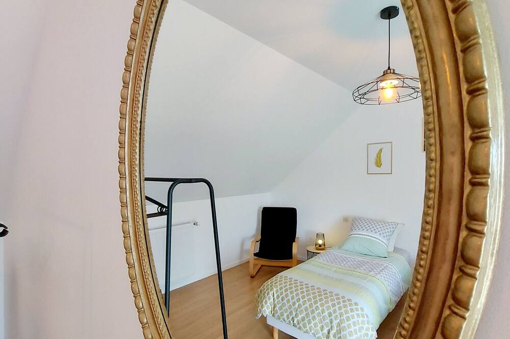 Photo of Bedroom in Saint-Georges-le-Flechard