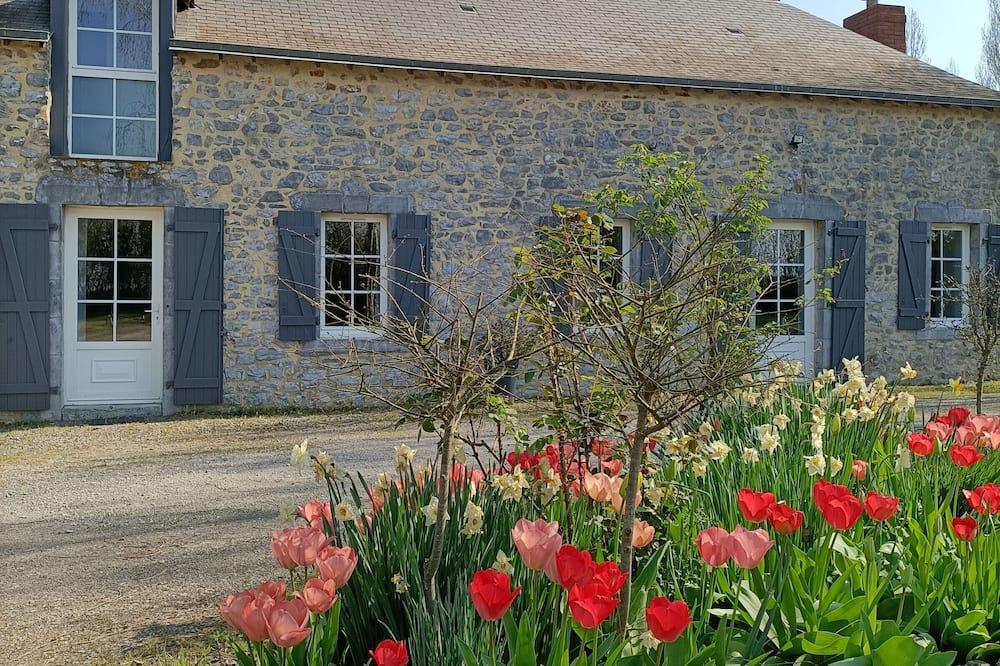Photo of Outdoor in Saint-Georges-le-Flechard