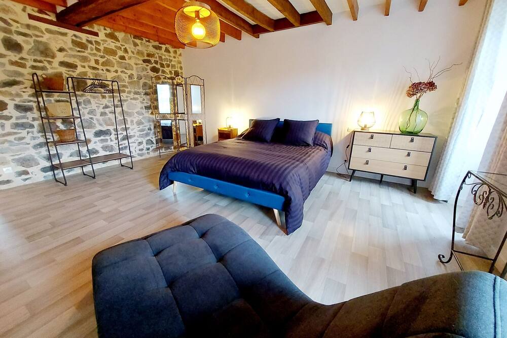 Photo of Bedroom in Saint-Georges-le-Flechard
