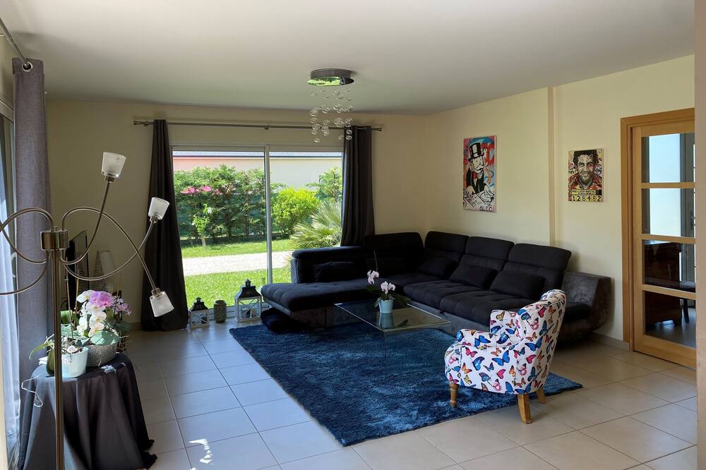 Photo of Livingroom in Sarge-les-le-Mans