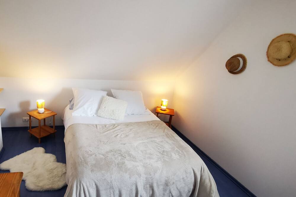 Photo of Bedroom in Breville-sur-Mer