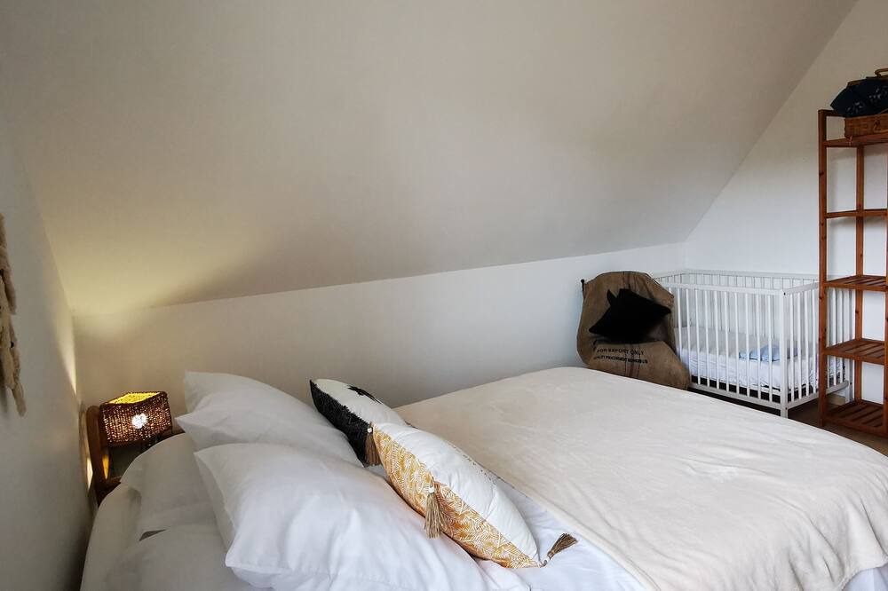 Photo of Bedroom in Breville-sur-Mer