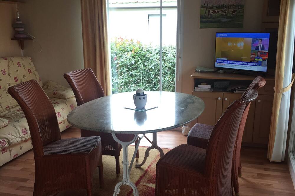 Photo of Kitchen in Grandcamp-Maisy