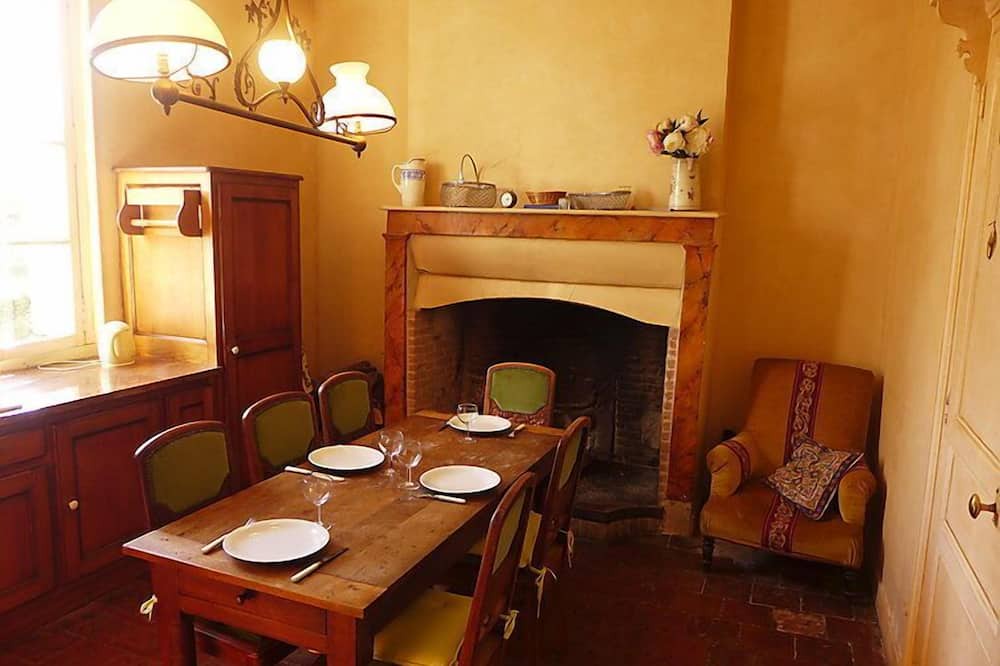 Photo of Kitchen in Victot - Pontfol