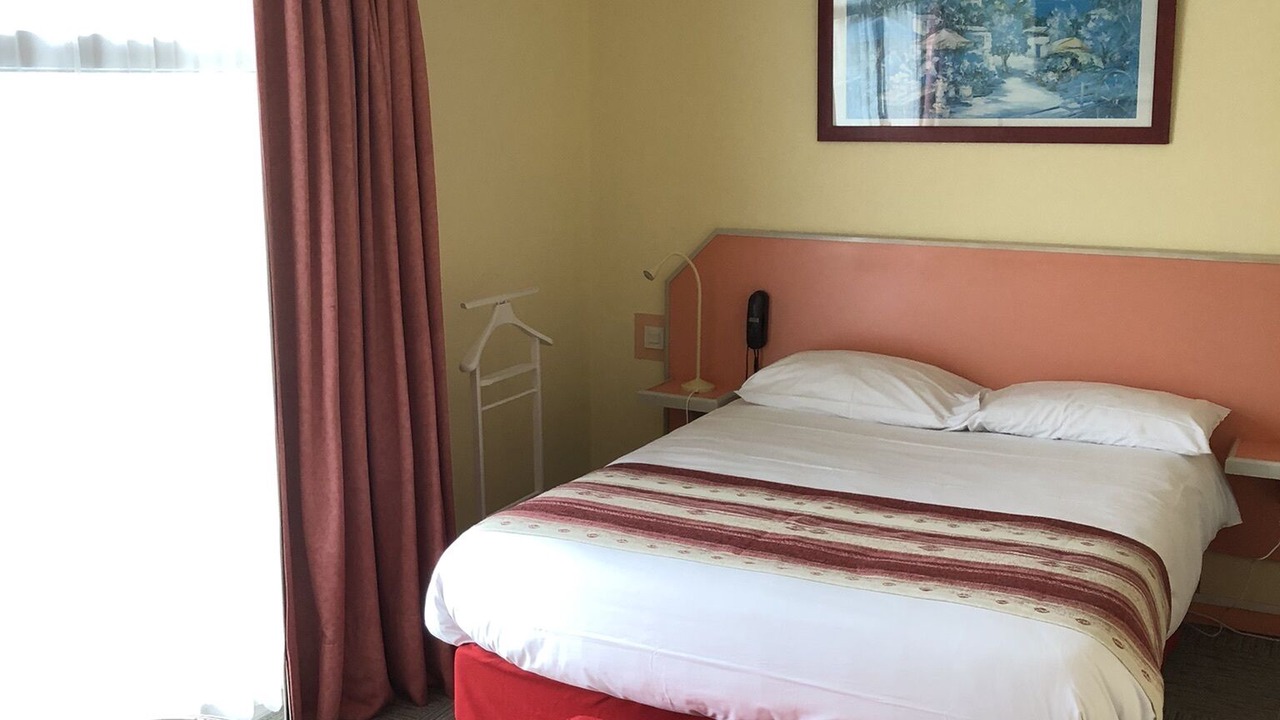 Photo of Bedroom in Redon