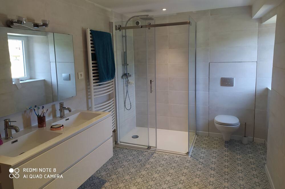 Photo of Bathroom in Vauville