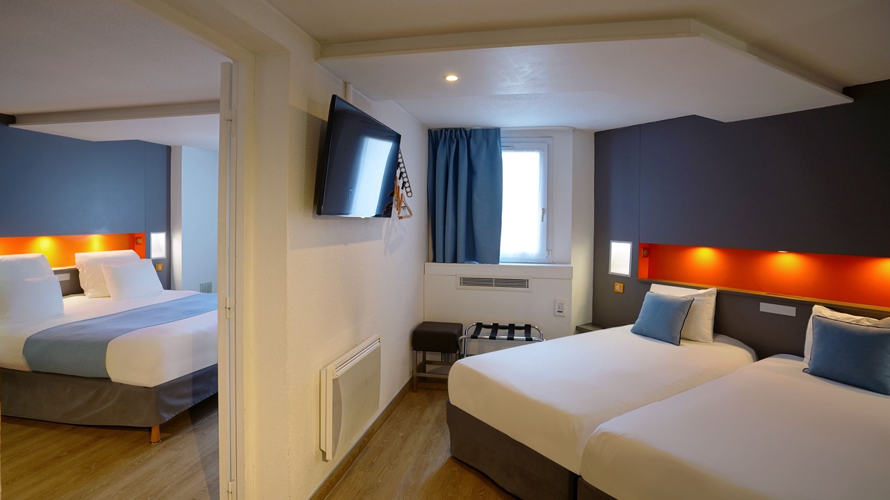 Photo of Bedroom in Guyancourt