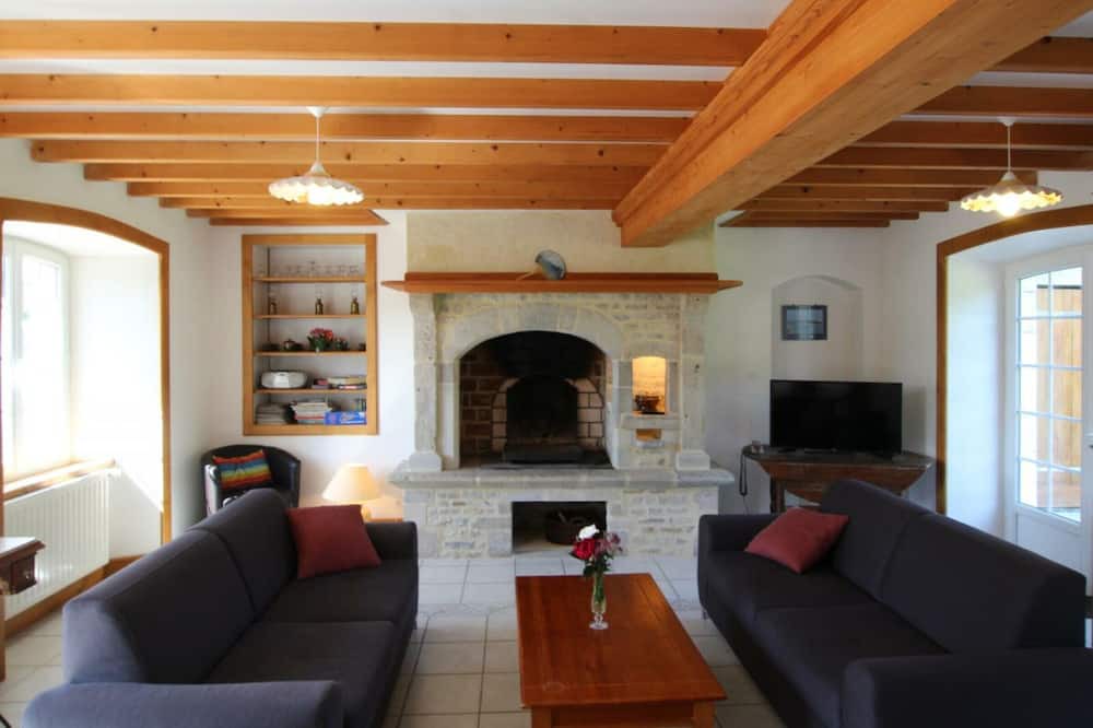 Photo of Livingroom in Gonneville-le-Theil
