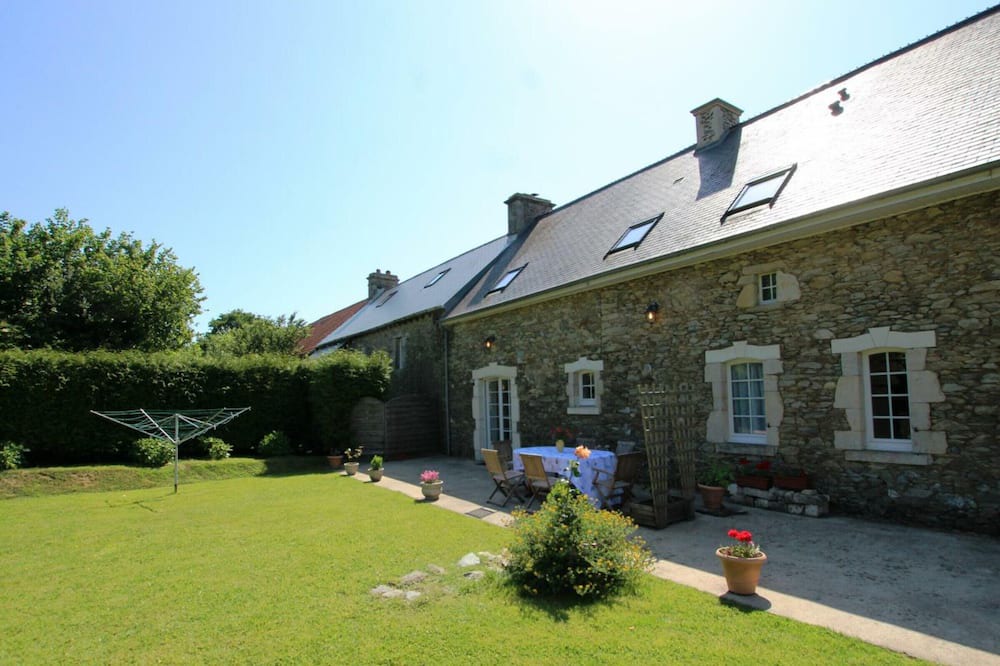 Photo of Outdoor in Gonneville-le-Theil