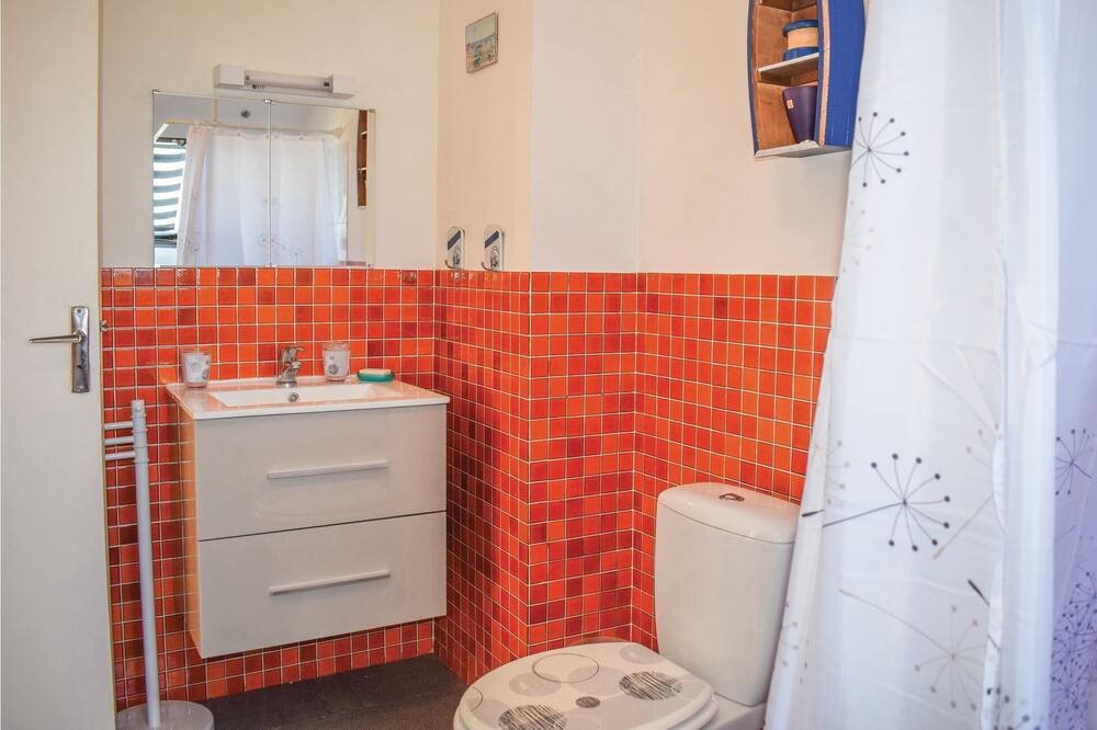 Photo of Bathroom in Paimpol