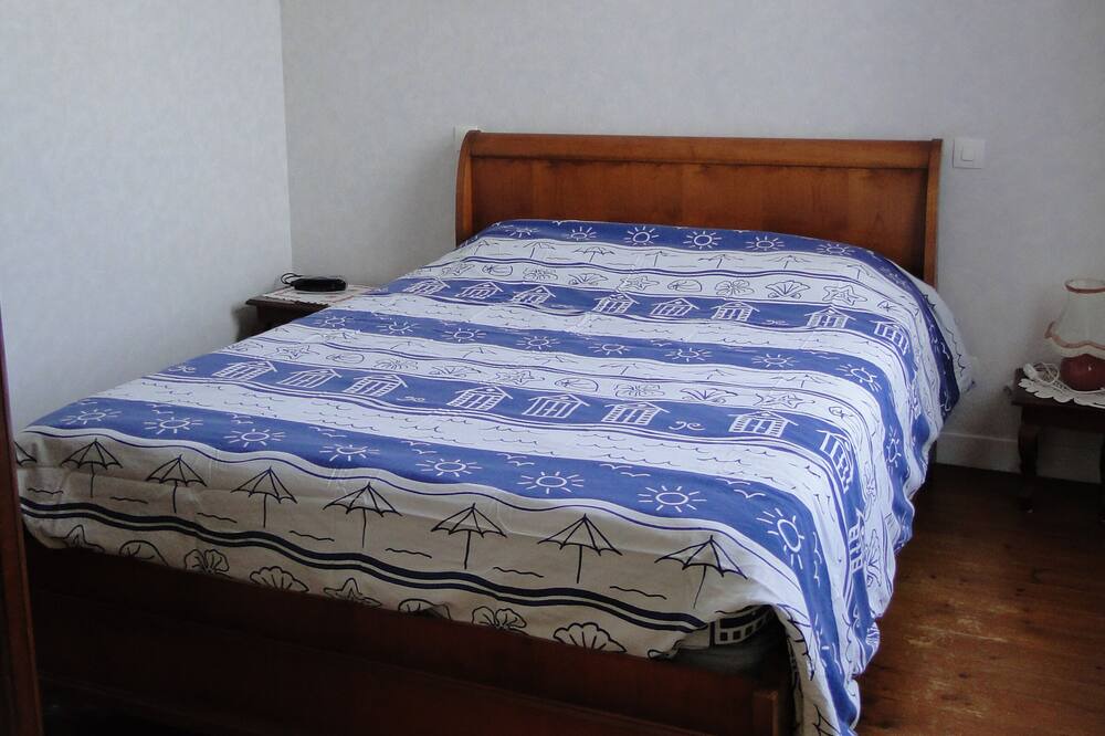 Photo of Bedroom in Grandcamp-Maisy