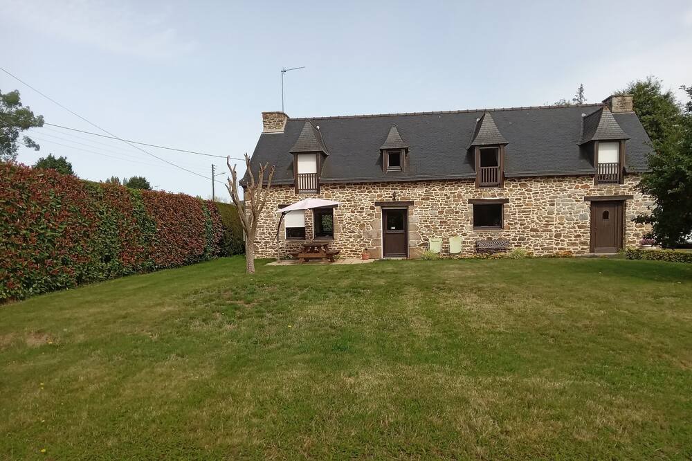 Photo of Outdoor in Lamballe