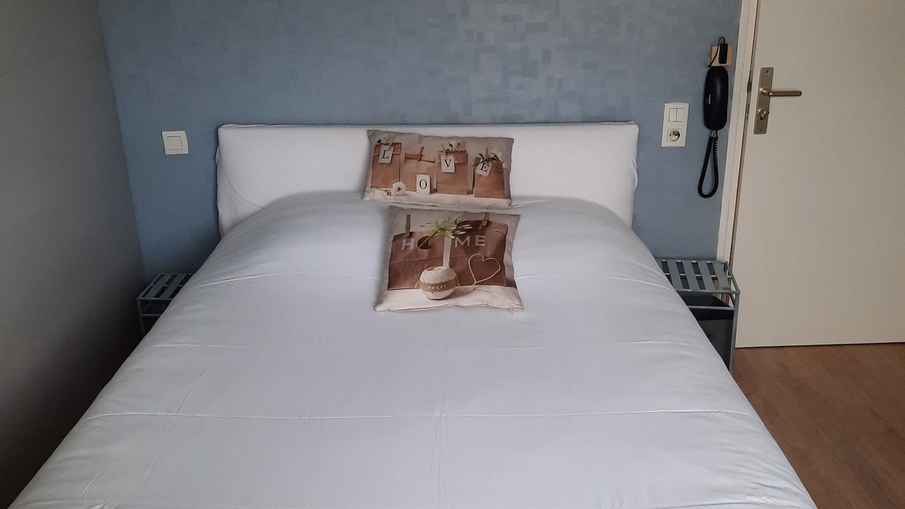 Photo of Bedroom in Theix-Noyalo