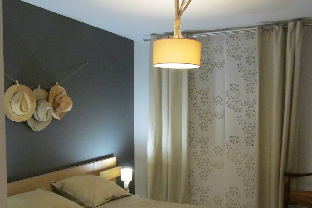 Photo of Bedroom in Gavres