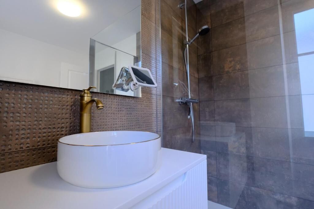 Photo of Bathroom in Evron