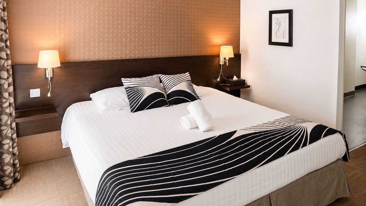 Photo of Bedroom in Mezidon-Canon