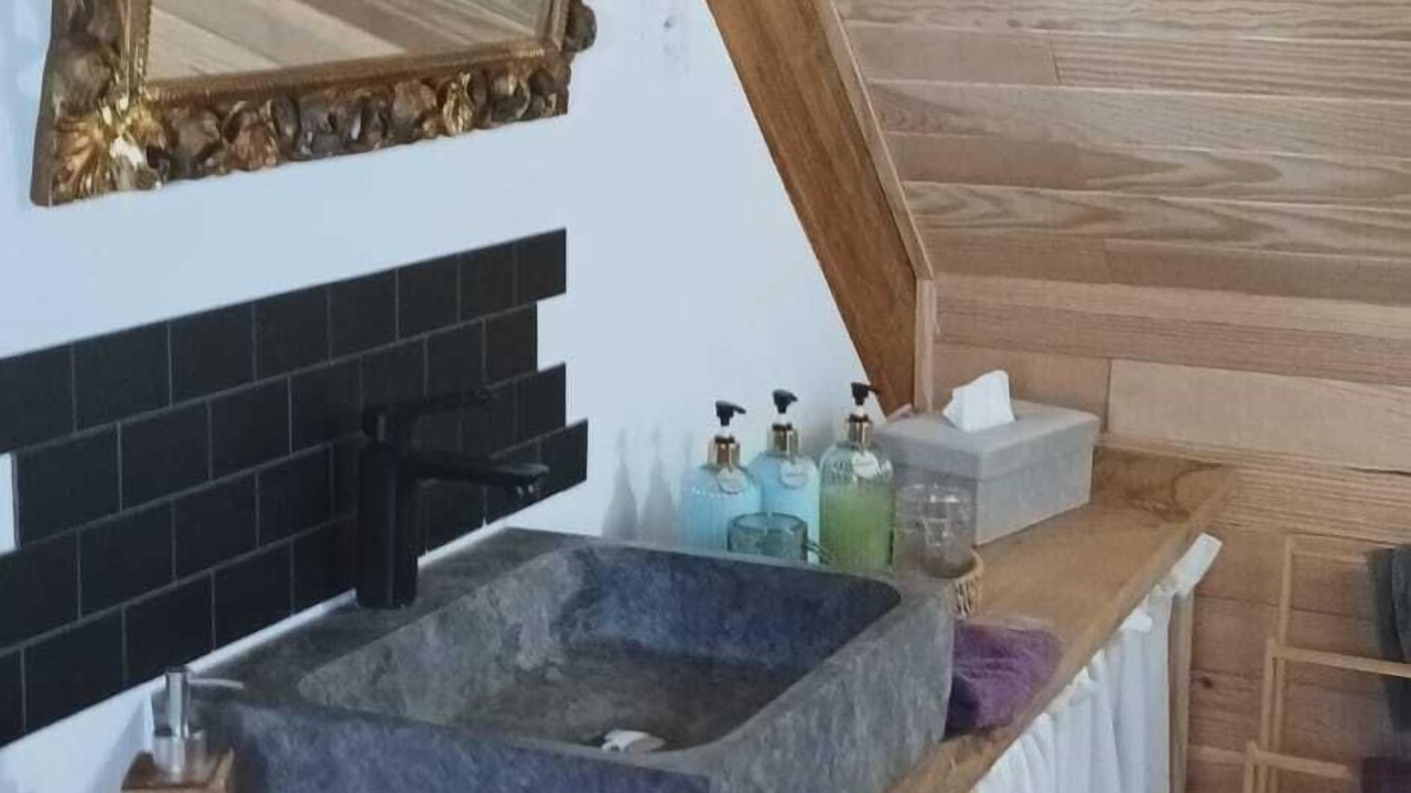 Photo of Bathroom in Mandeville-en-Bessin