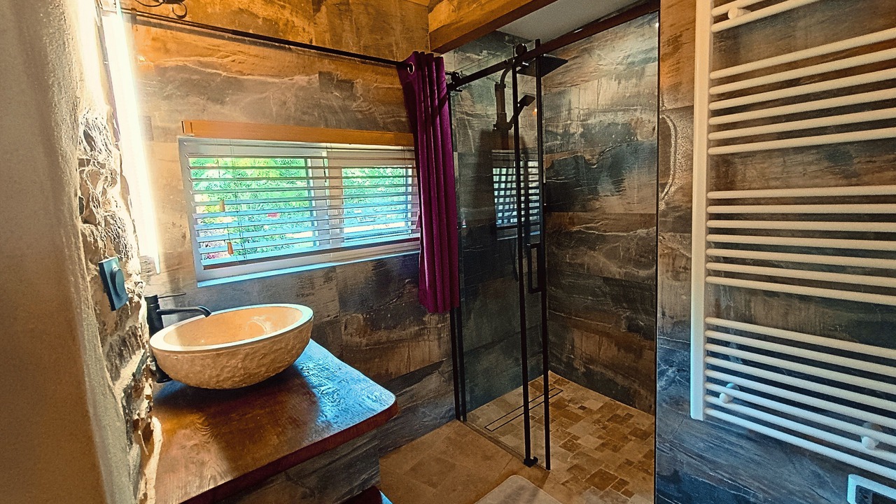 Photo of Bathroom in Vaudrimesnil