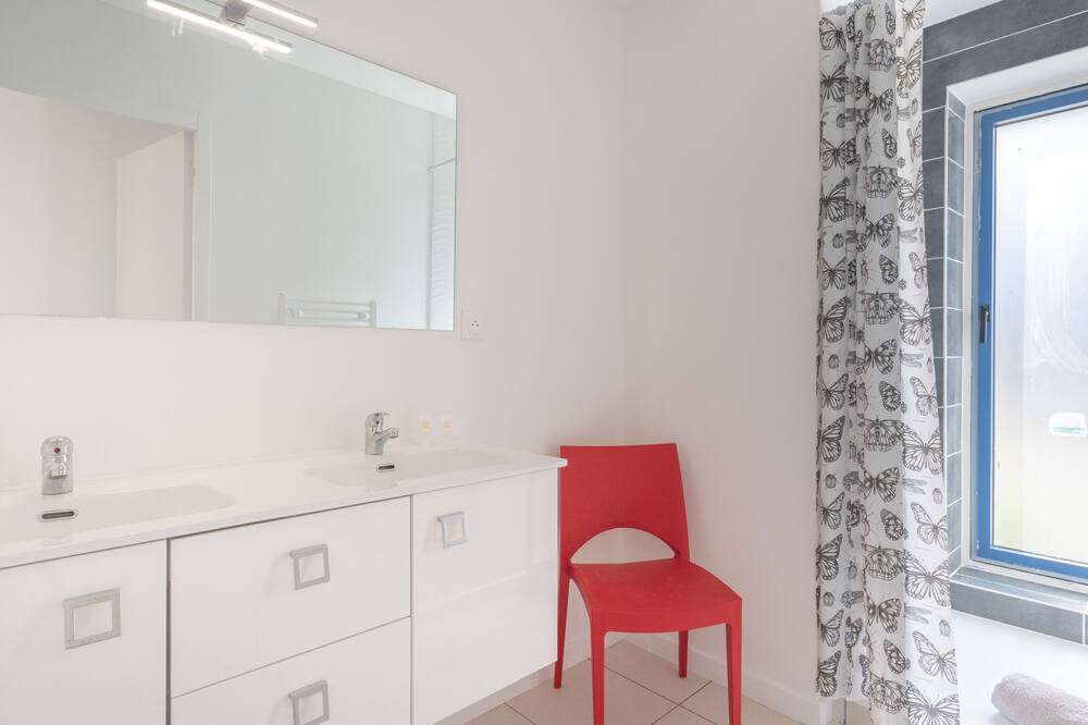 Photo of Bathroom in Ile-aux-Moines