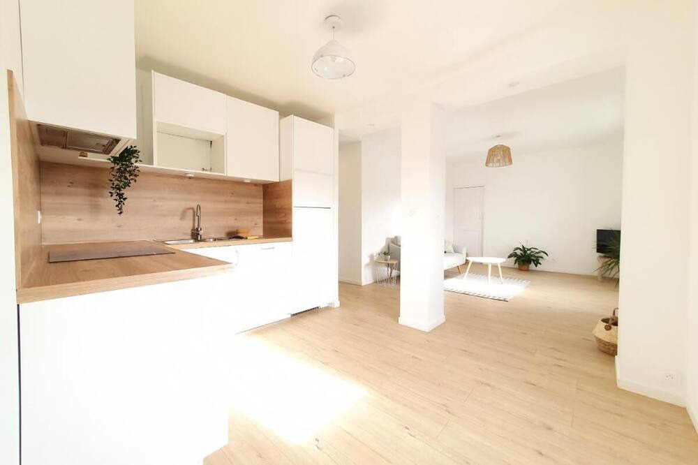 Photo of Kitchen in Sainte-Anne - Zone portuaire