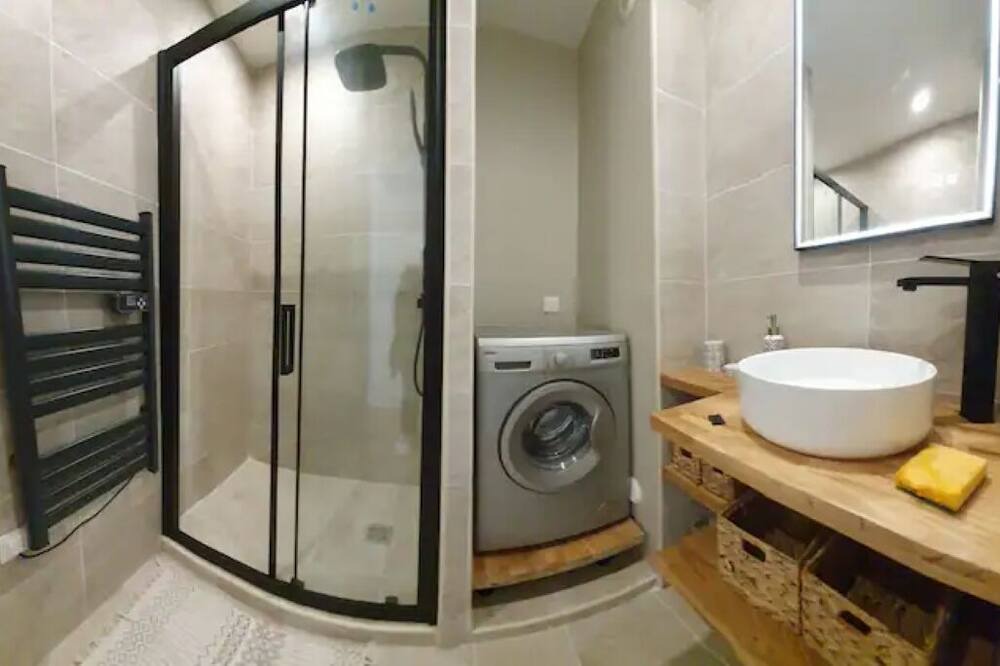 Photo of Bathroom in Sainte-Anne - Zone portuaire