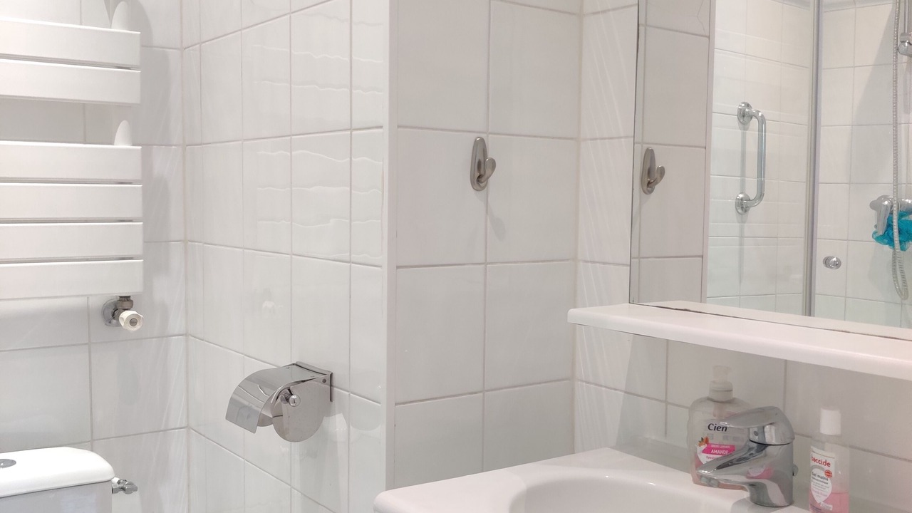 Photo of Bathroom in Quartier du Gros-Caillou