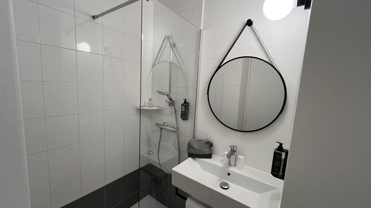 Photo of Bedroom in Alencon