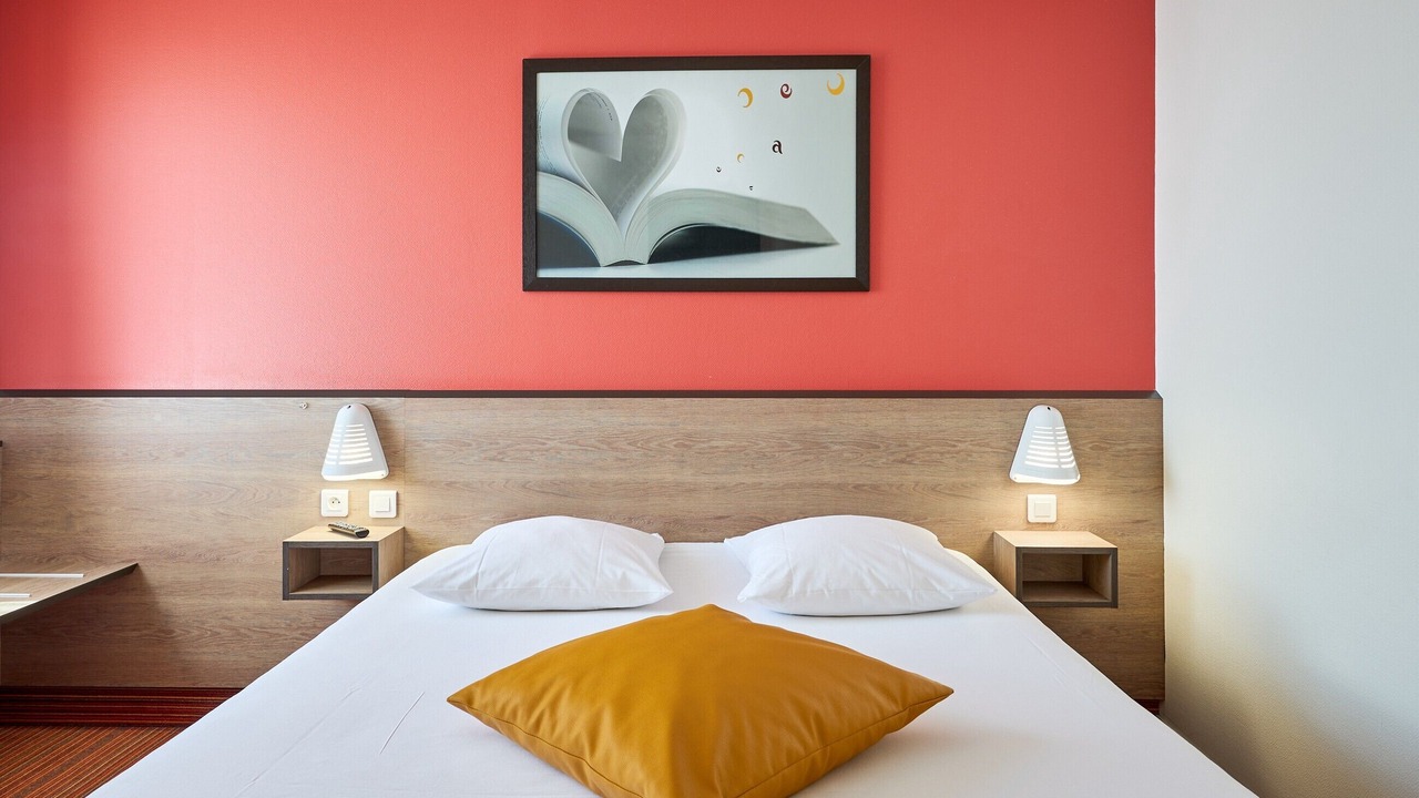 Photo of Bedroom in Saint-Contest
