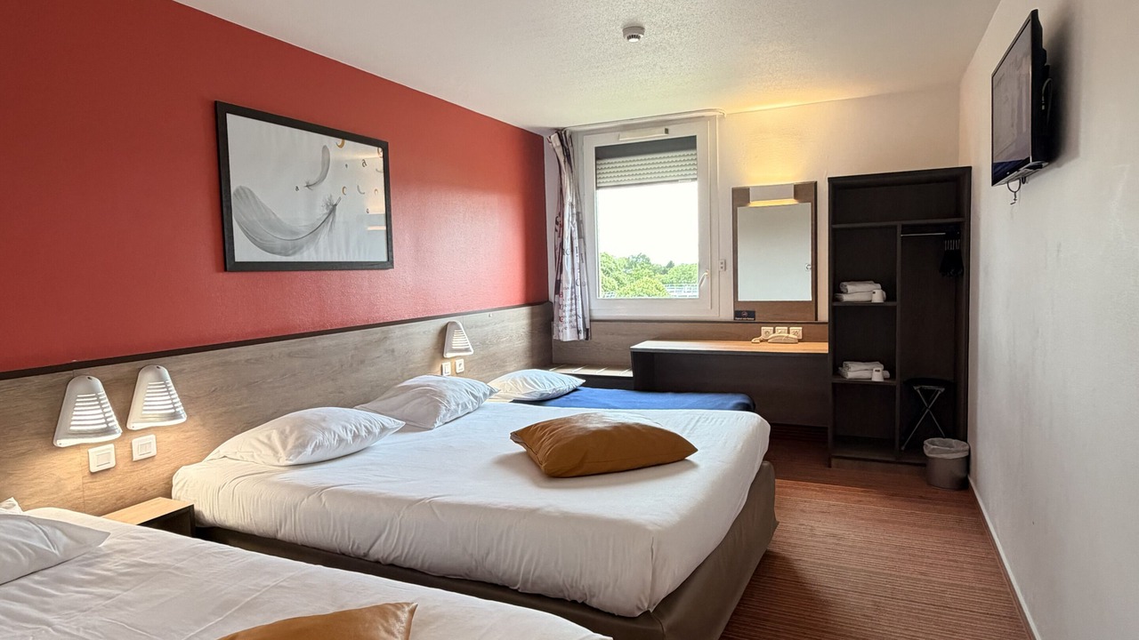 Photo of Bedroom in Saint-Contest