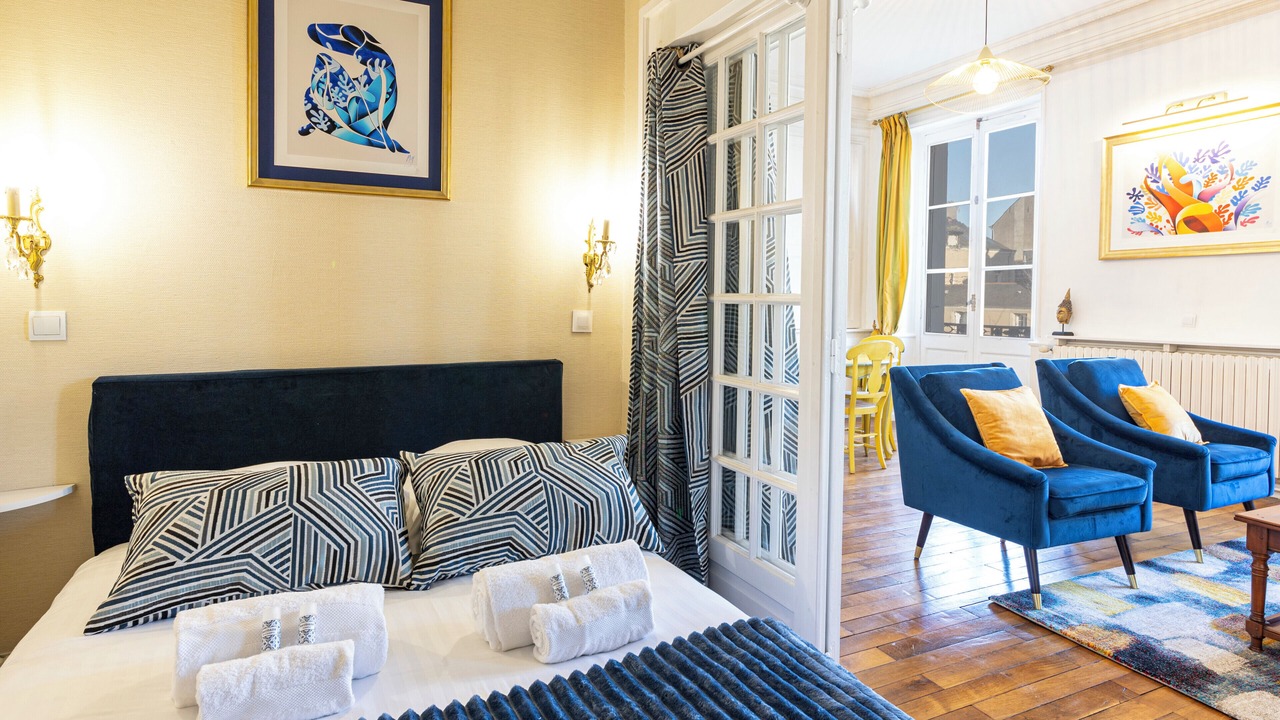 Photo of Bedroom in Downtown Angers