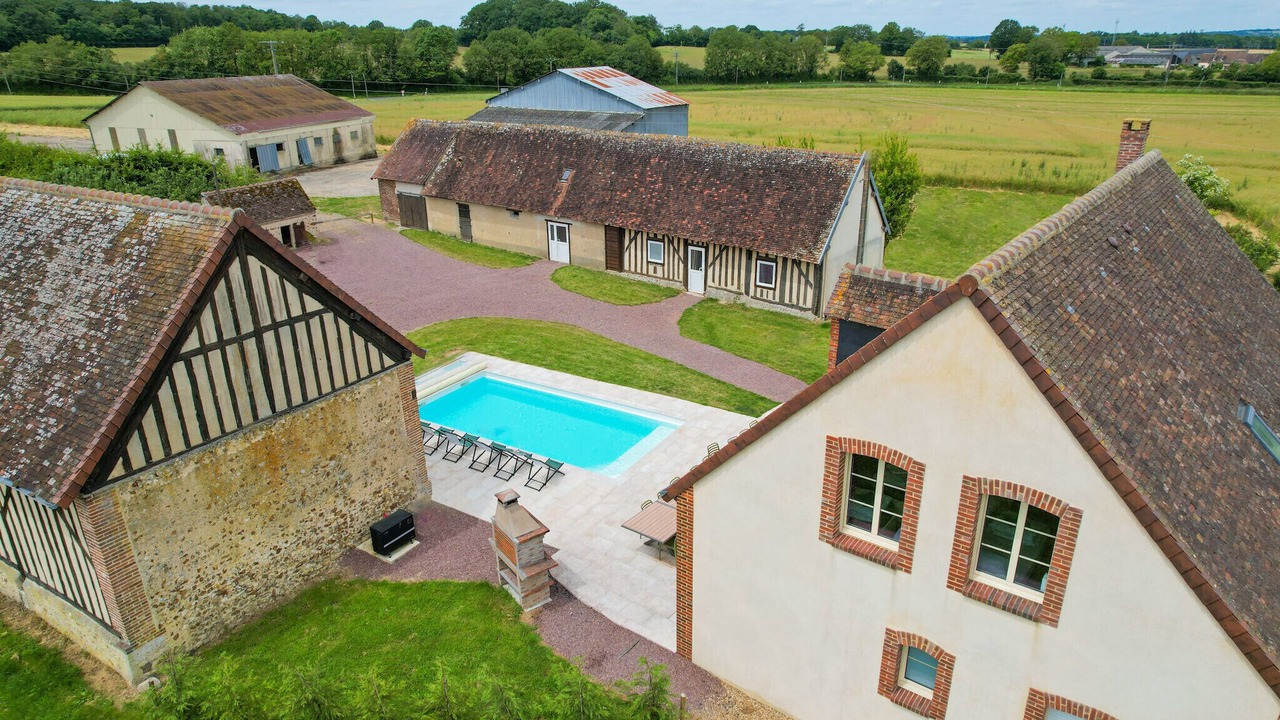 Photo of Outdoor in Droue