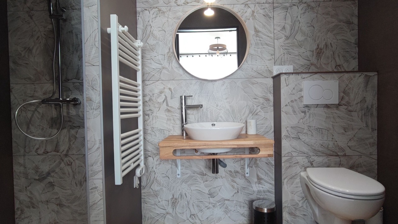 Photo of Bathroom in Saint-Come-du-Mont